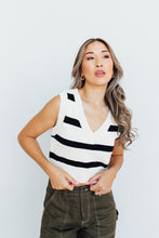 Load image into Gallery viewer, She&#39;s Always Right Top