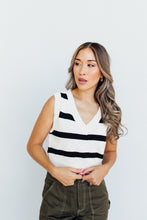 Load image into Gallery viewer, She&#39;s Always Right Top