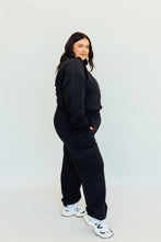 Load image into Gallery viewer, N+G ORIGINAL: It Girl Oversized Cargo Sweatpants (Black)