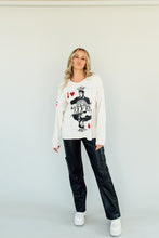 Load image into Gallery viewer, King Of Hearts Long Sleeve Daydreamer