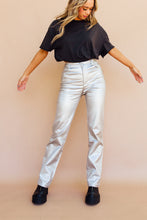 Load image into Gallery viewer, Move Over for Metallic Pants