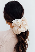 Load image into Gallery viewer, Jumbo Scrunchie (KAXI) *CREAM