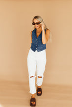 Load image into Gallery viewer, All That Vest