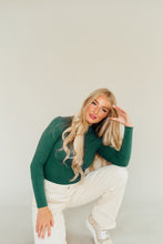 Load image into Gallery viewer, The Rickie Top FREE PEOPLE (Evergreen)