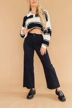 Load image into Gallery viewer, Grin &amp; Flare Pants (Black)
