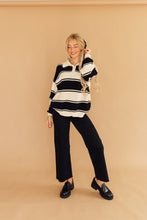 Load image into Gallery viewer, Grin &amp; Flare Pants (Black)
