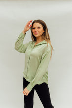 Load image into Gallery viewer, Seen in Green Top *XS-L*