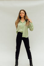 Load image into Gallery viewer, Seen in Green Top *XS-L*