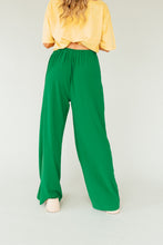 Load image into Gallery viewer, She&#39;s Snatched Trousers