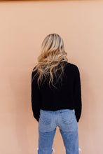 Load image into Gallery viewer, Terra Turtle Neck (Black)