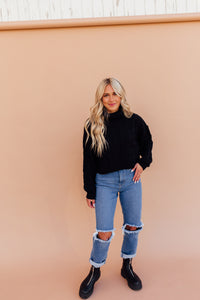 Terra Turtle Neck (Black)
