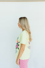 Load image into Gallery viewer, Guns &amp; Roses Daydreamer Boyfriend Tee
