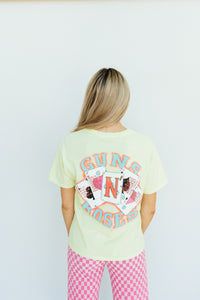 Guns & Roses Daydreamer Boyfriend Tee