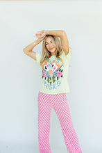 Load image into Gallery viewer, Guns &amp; Roses Daydreamer Boyfriend Tee