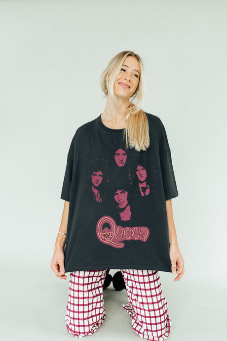 Queen Four Portraits DAYDREAMER