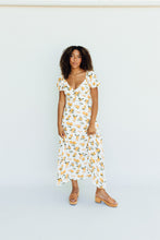 Load image into Gallery viewer, Squeeze of the Day Dress