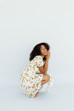 Load image into Gallery viewer, Squeeze of the Day Dress