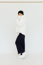 Load image into Gallery viewer, Emmy Swing Puffer (FREE PEOPLE)