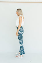 Load image into Gallery viewer, Flora Pants