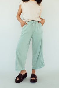 It Girl Pants (Sage)