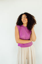 Load image into Gallery viewer, Cambridge Sweater Vest (Violet)