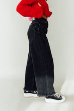 Load image into Gallery viewer, Old West Slouchy Jeans FREE PEOPLE