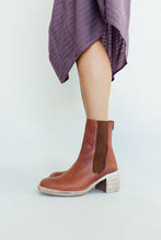 Load image into Gallery viewer, Savannah Free People Boot (Brown)