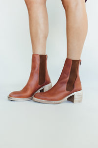 Savannah Free People Boot (Brown)