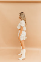 Load image into Gallery viewer, Frilled about Floral Set