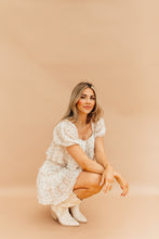 Load image into Gallery viewer, Frilled about Floral Set