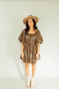 It's Giving Beth Dress
