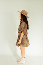 Load image into Gallery viewer, It&#39;s Giving Beth Dress