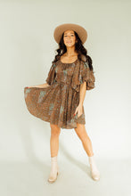 Load image into Gallery viewer, It&#39;s Giving Beth Dress