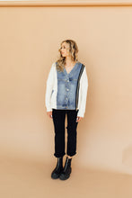 Load image into Gallery viewer, Everyone&#39;s Favorite Jacket