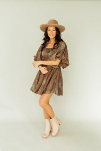 It's Giving Beth Dress