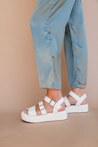 Anastyn Sandal (White)