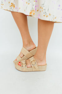 Savannah Sandals (Dolce Vita)