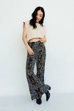 Load image into Gallery viewer, Flow Into Floral Pants